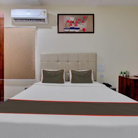 Collection O Hotel Mango Tree Khammam Exterior foto
